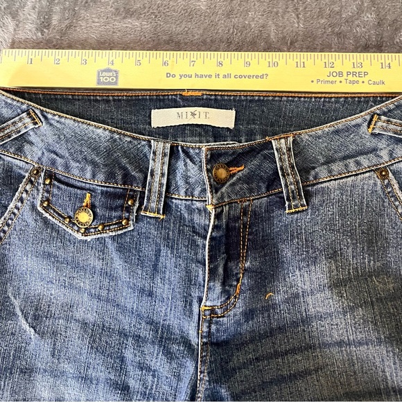 Mixit Embroidered Flare Jeans in Blue with Yellow Accents Size 6 - Picture 13 of 16